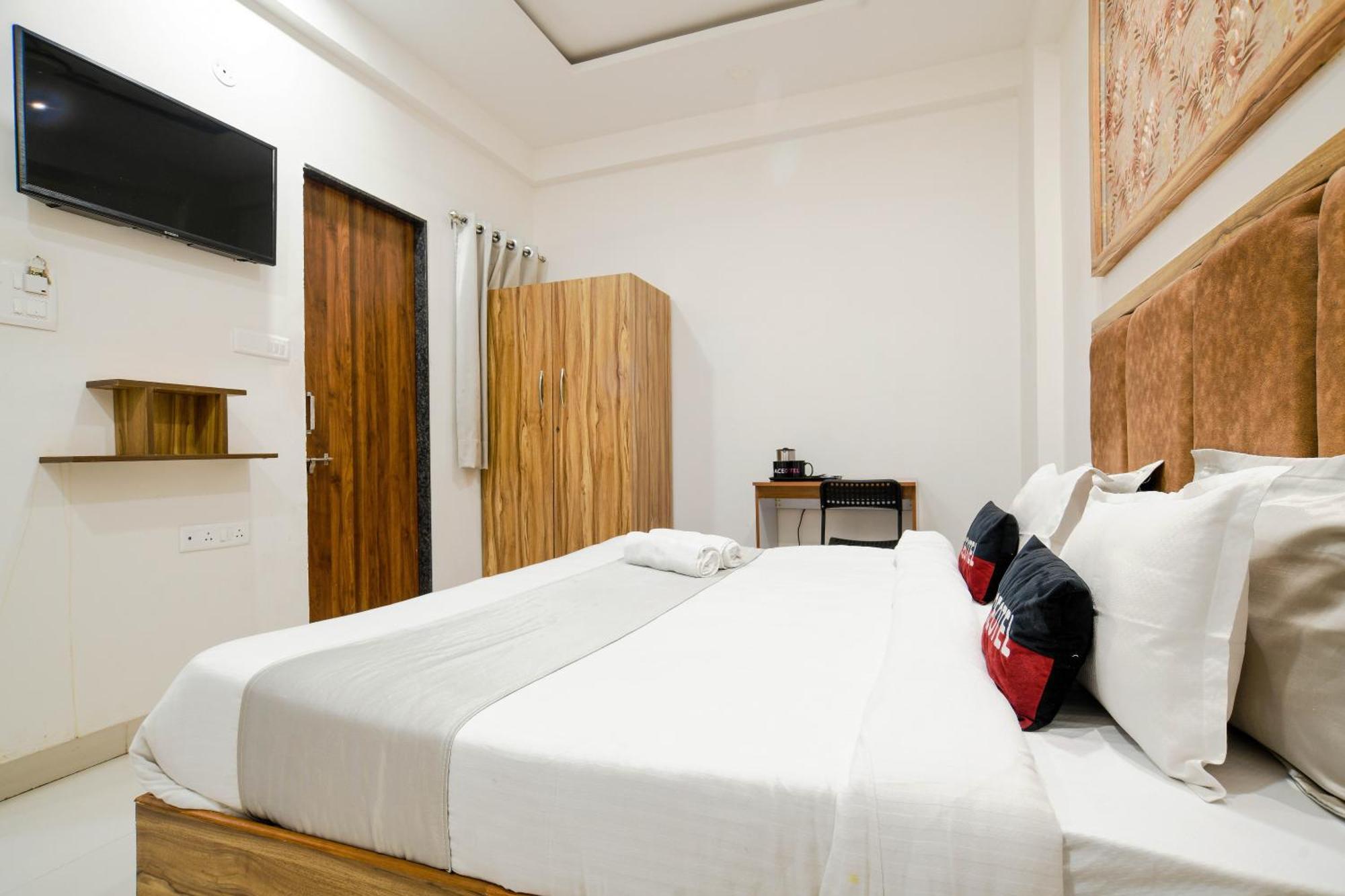 Aceotel Inn Flamingo Indore Eksteriør billede