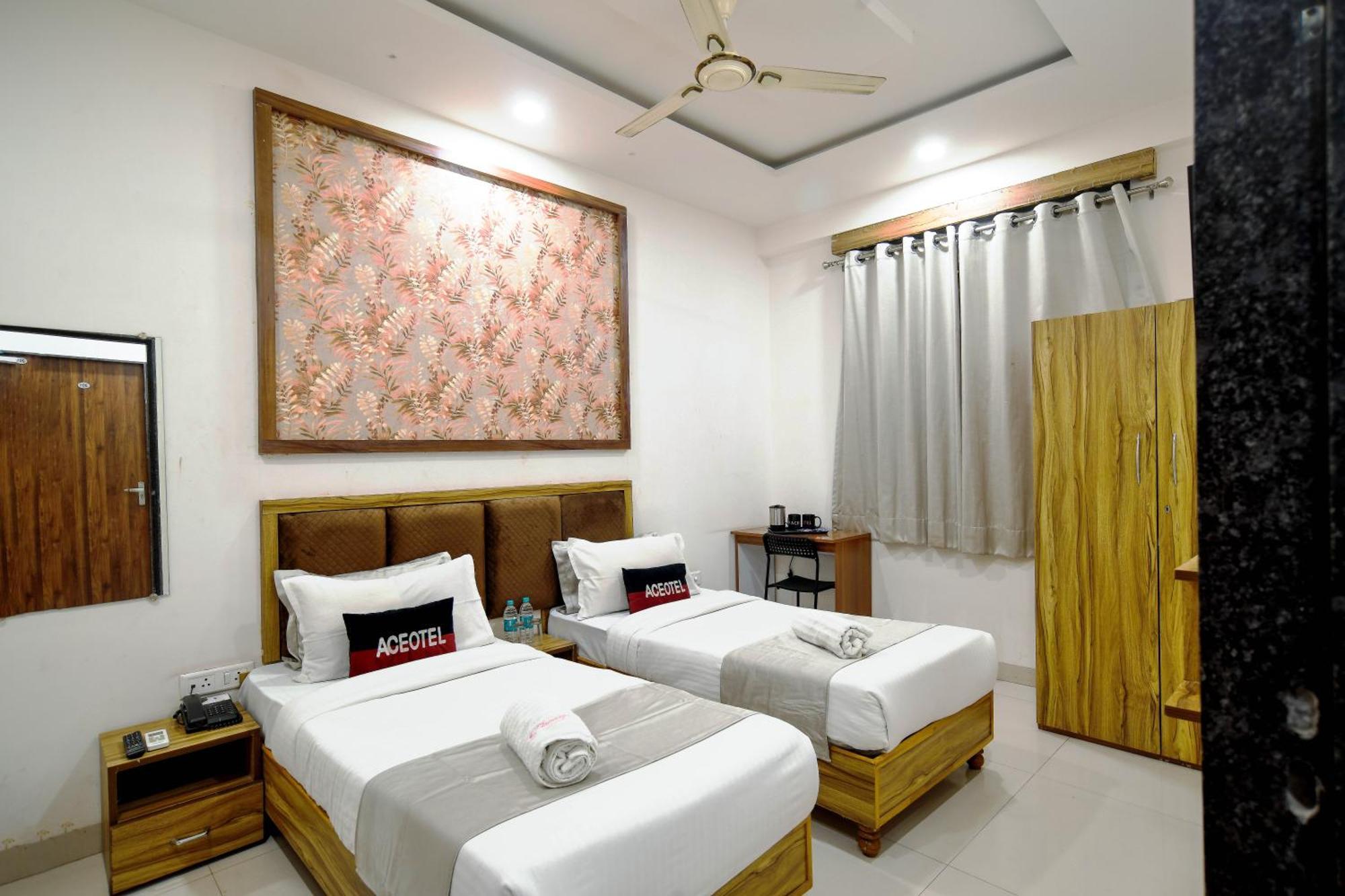 Aceotel Inn Flamingo Indore Eksteriør billede